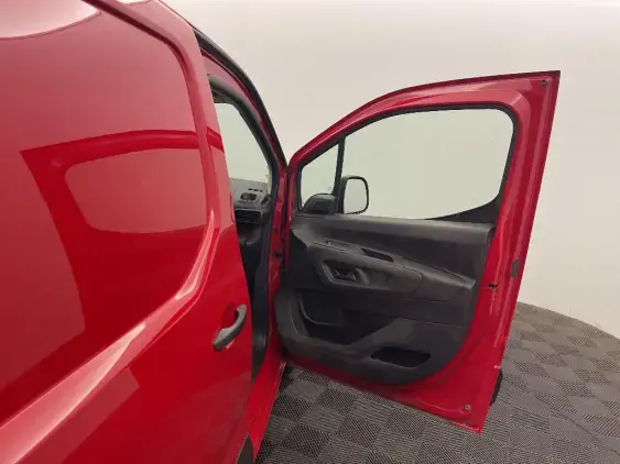 PEUGEOT PARTNER III - voiture d'occasion - Photo 18