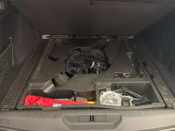 PEUGEOT 308 SW III - voiture d'occasion - Photo 17