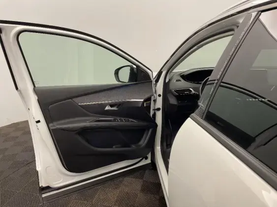 PEUGEOT 3008 II - voiture d'occasion - Photo 19