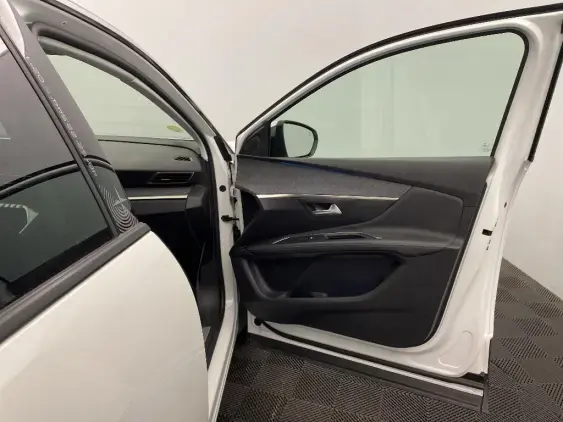 PEUGEOT 3008 II - voiture d'occasion - Photo 20