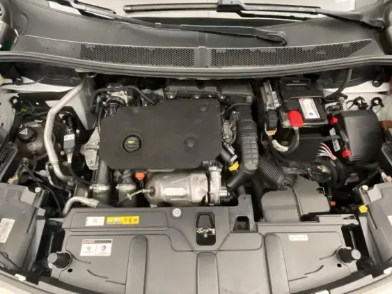 PEUGEOT 3008 II - voiture d'occasion - Photo 21