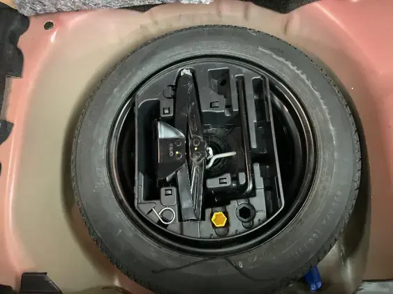 PEUGEOT 208 BUSINESS R II - voiture d'occasion - Photo 17