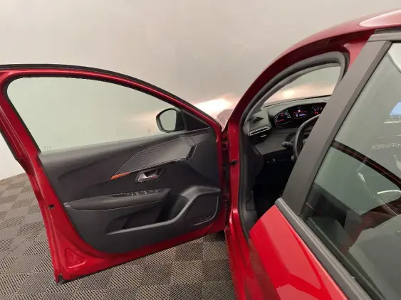 PEUGEOT 208 BUSINESS R II - voiture d'occasion - Photo 19