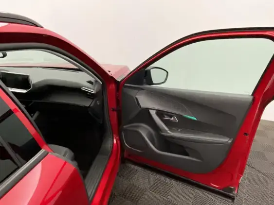 PEUGEOT 2008 ELECTRIQUE II - voiture d'occasion - Photo 20