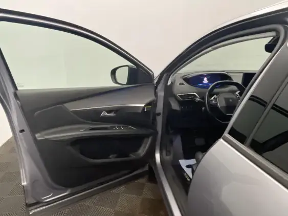 PEUGEOT 3008 II - voiture d'occasion - Photo 19