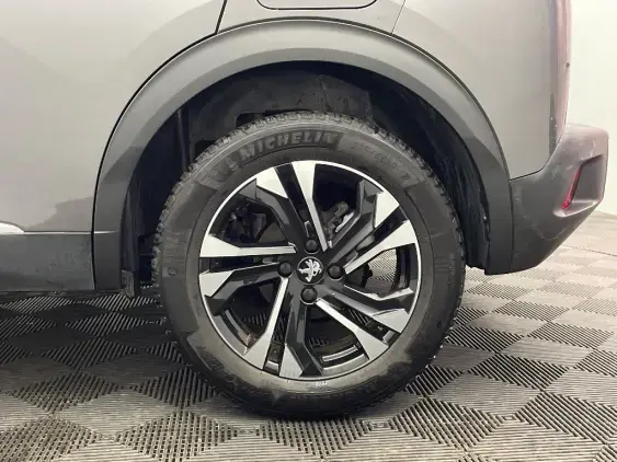 PEUGEOT 2008 II - voiture d'occasion - Photo 23