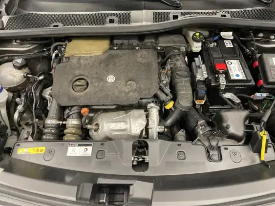 PEUGEOT 2008 II - voiture d'occasion - Photo 21