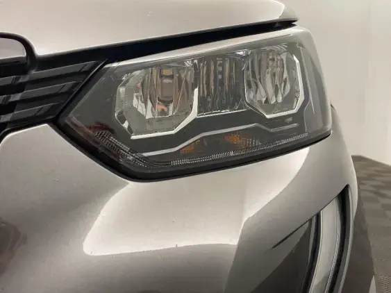 PEUGEOT 2008 II - voiture d'occasion - Photo 22