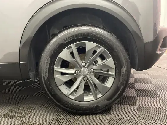 PEUGEOT 2008 II - voiture d'occasion - Photo 24