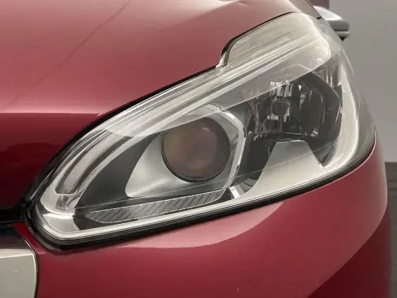 PEUGEOT 208 - voiture d'occasion - Photo 22