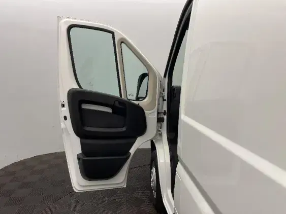 PEUGEOT BOXER FG II - voiture d'occasion - Photo 18