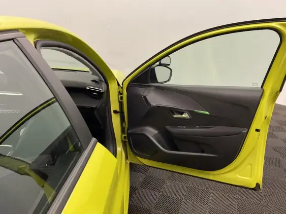 PEUGEOT 208 II - voiture d'occasion - Photo 19