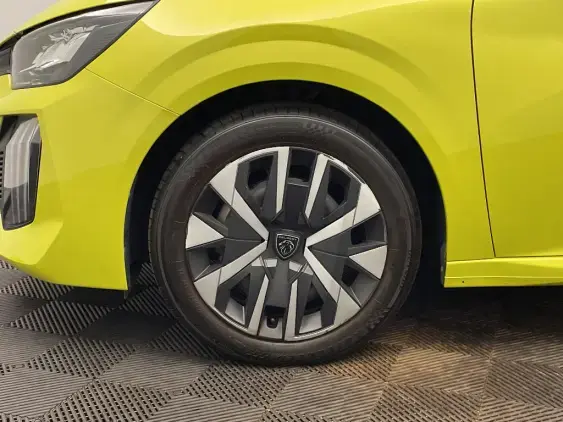 PEUGEOT 208 II - voiture d'occasion - Photo 22