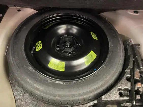 PEUGEOT 2008 II - voiture d'occasion - Photo 17