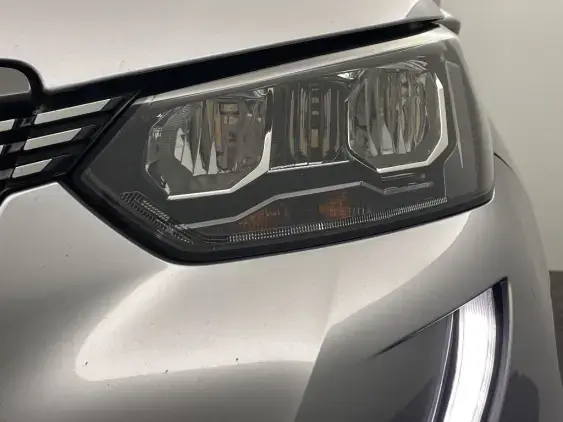 PEUGEOT 2008 II - voiture d'occasion - Photo 22