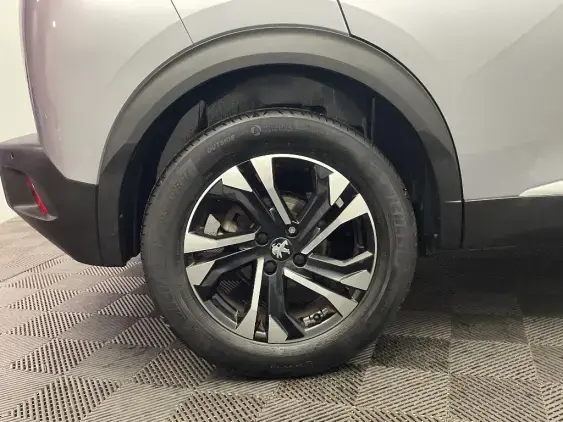 PEUGEOT 2008 II - voiture d'occasion - Photo 25