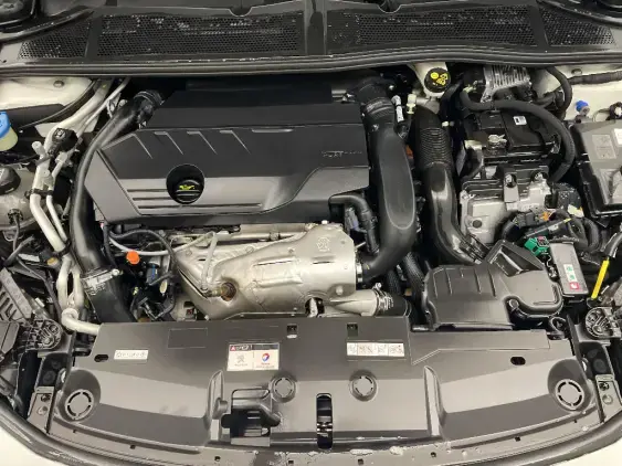 PEUGEOT 308 III - voiture d'occasion - Photo 21