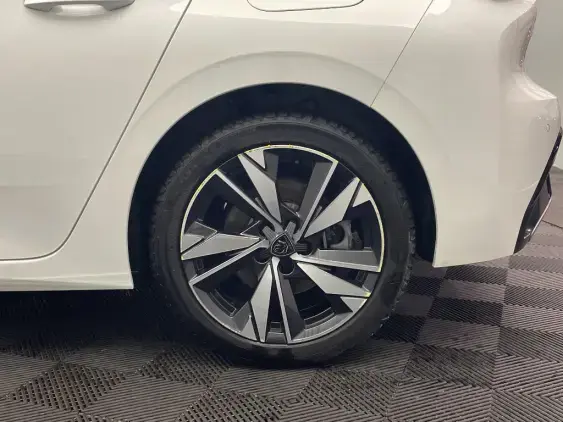 PEUGEOT 308 III - voiture d'occasion - Photo 24