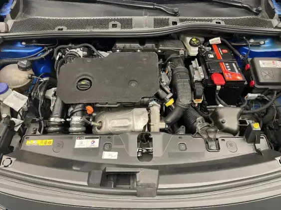 PEUGEOT 2008 II - voiture d'occasion - Photo 21