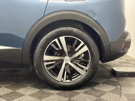 PEUGEOT 3008 II - voiture d'occasion - Photo 23