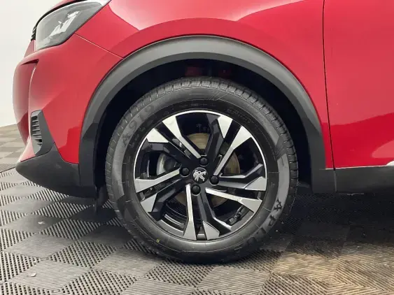 PEUGEOT 2008 II - voiture d'occasion - Photo 23