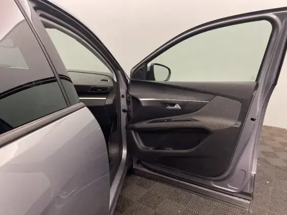 PEUGEOT 3008 II - voiture d'occasion - Photo 20