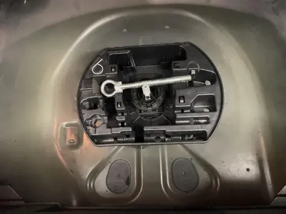 PEUGEOT 208 BUSINESS R II - voiture d'occasion - Photo 17