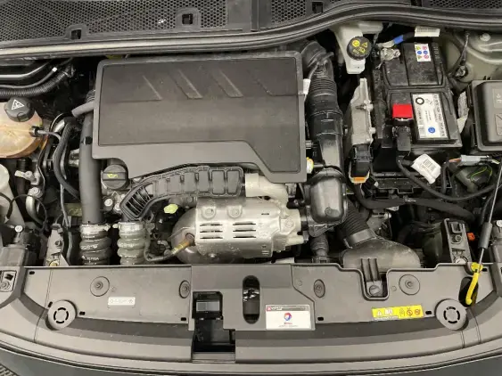 PEUGEOT 208 BUSINESS R II - voiture d'occasion - Photo 21