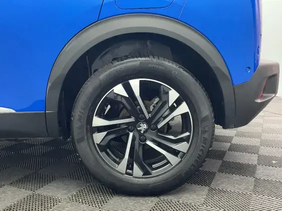 PEUGEOT 2008 II - voiture d'occasion - Photo 24