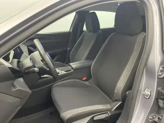 PEUGEOT 308 III - voiture d'occasion - Photo 18