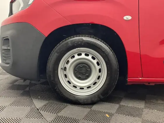 PEUGEOT PARTNER III - voiture d'occasion - Photo 22