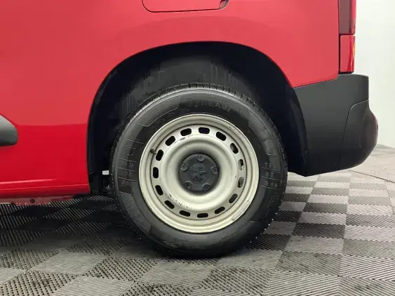 PEUGEOT PARTNER III - voiture d'occasion - Photo 24