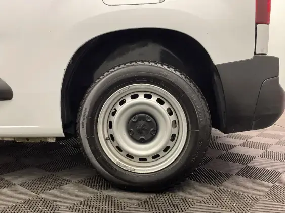 PEUGEOT PARTNER III - voiture d'occasion - Photo 24