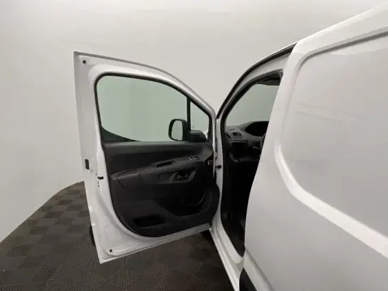 PEUGEOT PARTNER III - voiture d'occasion - Photo 18