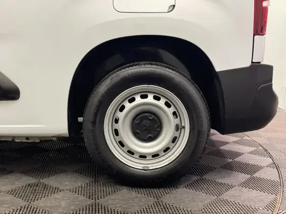 PEUGEOT PARTNER III - voiture d'occasion - Photo 23