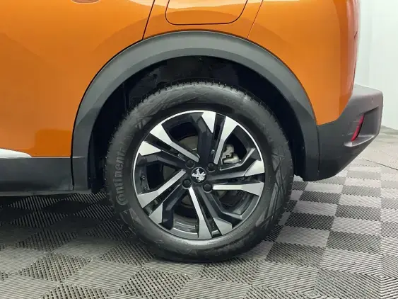 PEUGEOT 2008 ELECTRIQUE II - voiture d'occasion - Photo 24