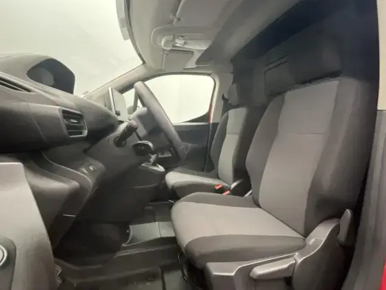 PEUGEOT PARTNER III - voiture d'occasion - Photo 18