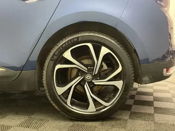 RENAULT SCENIC IV - voiture d'occasion - Photo 23