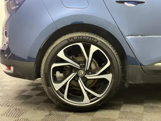 RENAULT SCENIC IV - voiture d'occasion - Photo 24