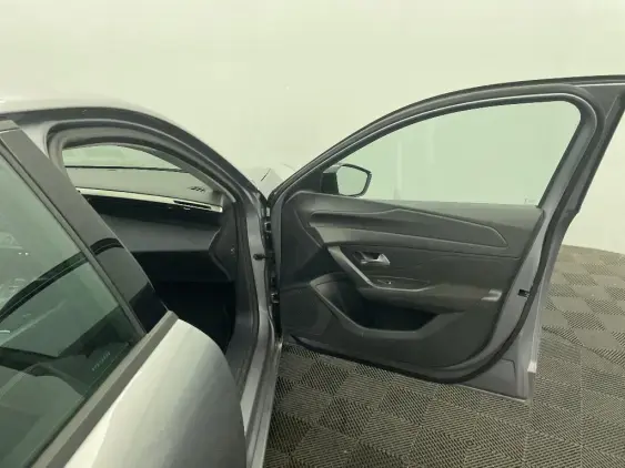 PEUGEOT 308 III - voiture d'occasion - Photo 20