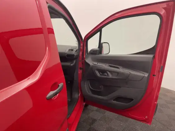 PEUGEOT PARTNER III - voiture d'occasion - Photo 20