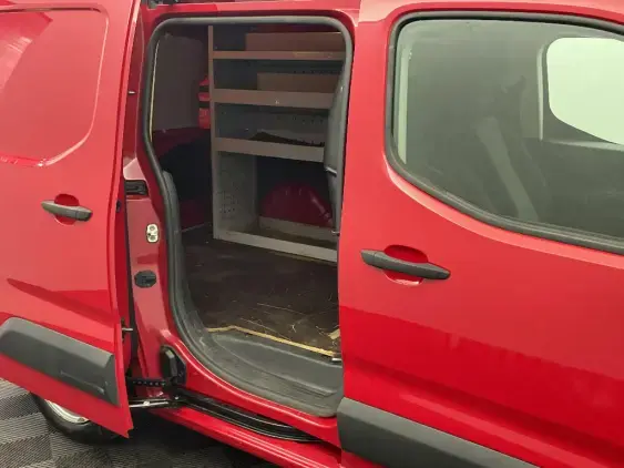 PEUGEOT PARTNER III - voiture d'occasion - Photo 15