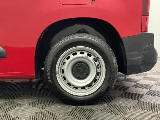 PEUGEOT PARTNER III - voiture d'occasion - Photo 23