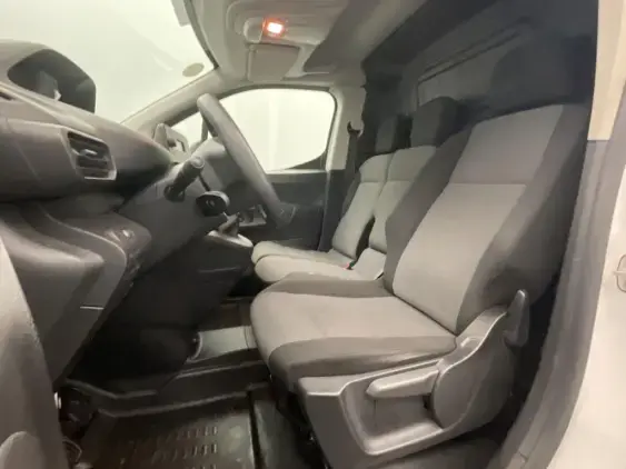 PEUGEOT PARTNER III - voiture d'occasion - Photo 17