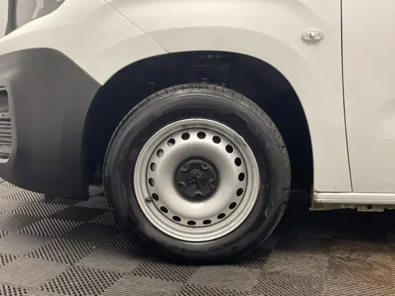 PEUGEOT PARTNER III - voiture d'occasion - Photo 22