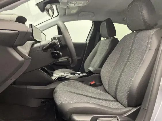 PEUGEOT 208 II - voiture d'occasion - Photo 18