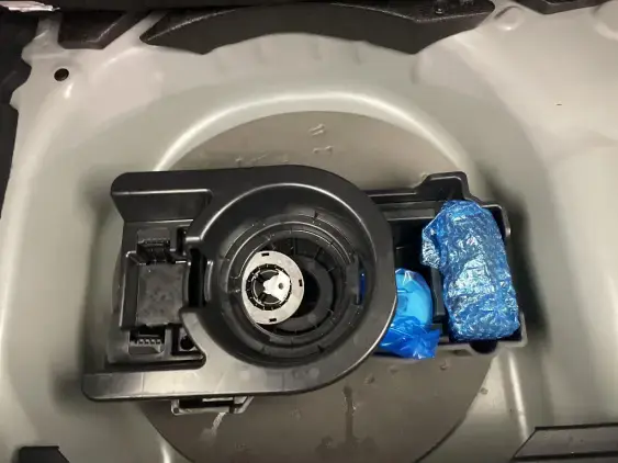 PEUGEOT 208 II - voiture d'occasion - Photo 17