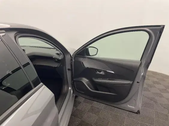 PEUGEOT 208 II - voiture d'occasion - Photo 20