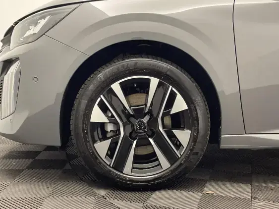 PEUGEOT 208 II - voiture d'occasion - Photo 23