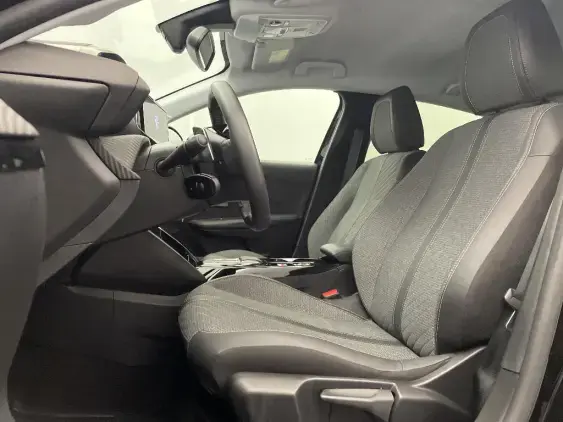 PEUGEOT 208 II - voiture d'occasion - Photo 18